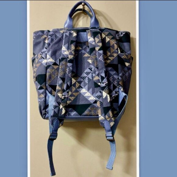 Universal Thread Soft Utility Square 14.5 Backpack - Picture 2 of 3